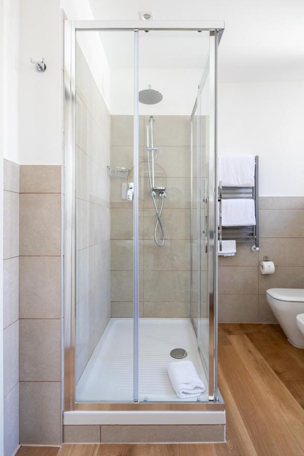 Vis A Vis Apartments ترييستي المظهر الخارجي الصورة